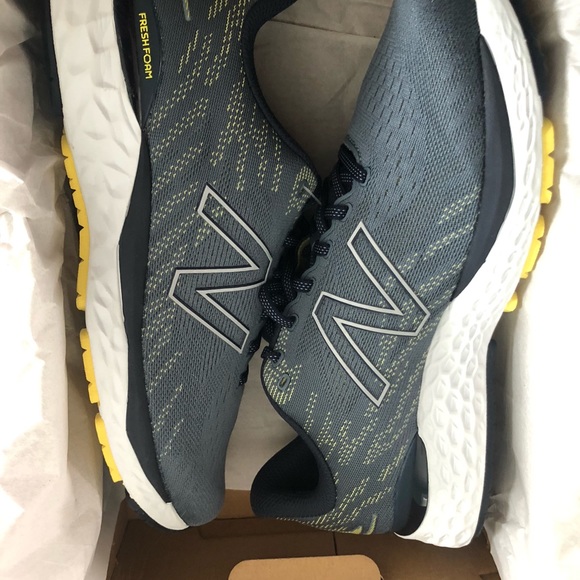 Brand New Mens New Balance Running Shoe 880v11 size 12 4E (X-Wide width) - Picture 6 of 7